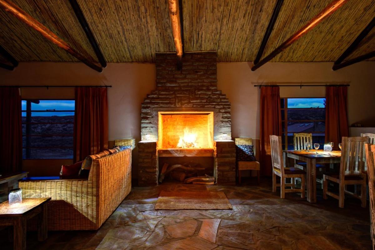 Rogge Cloof Guest House ซูเธอร์แลนด์ ภายนอก รูปภาพ
