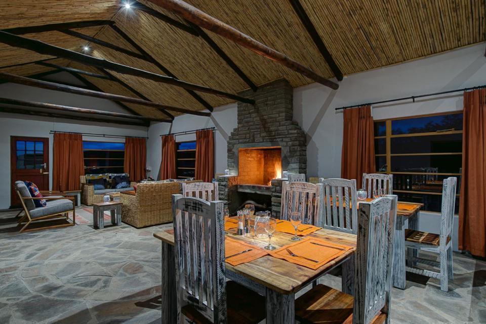 Rogge Cloof Guest House ซูเธอร์แลนด์ ภายนอก รูปภาพ