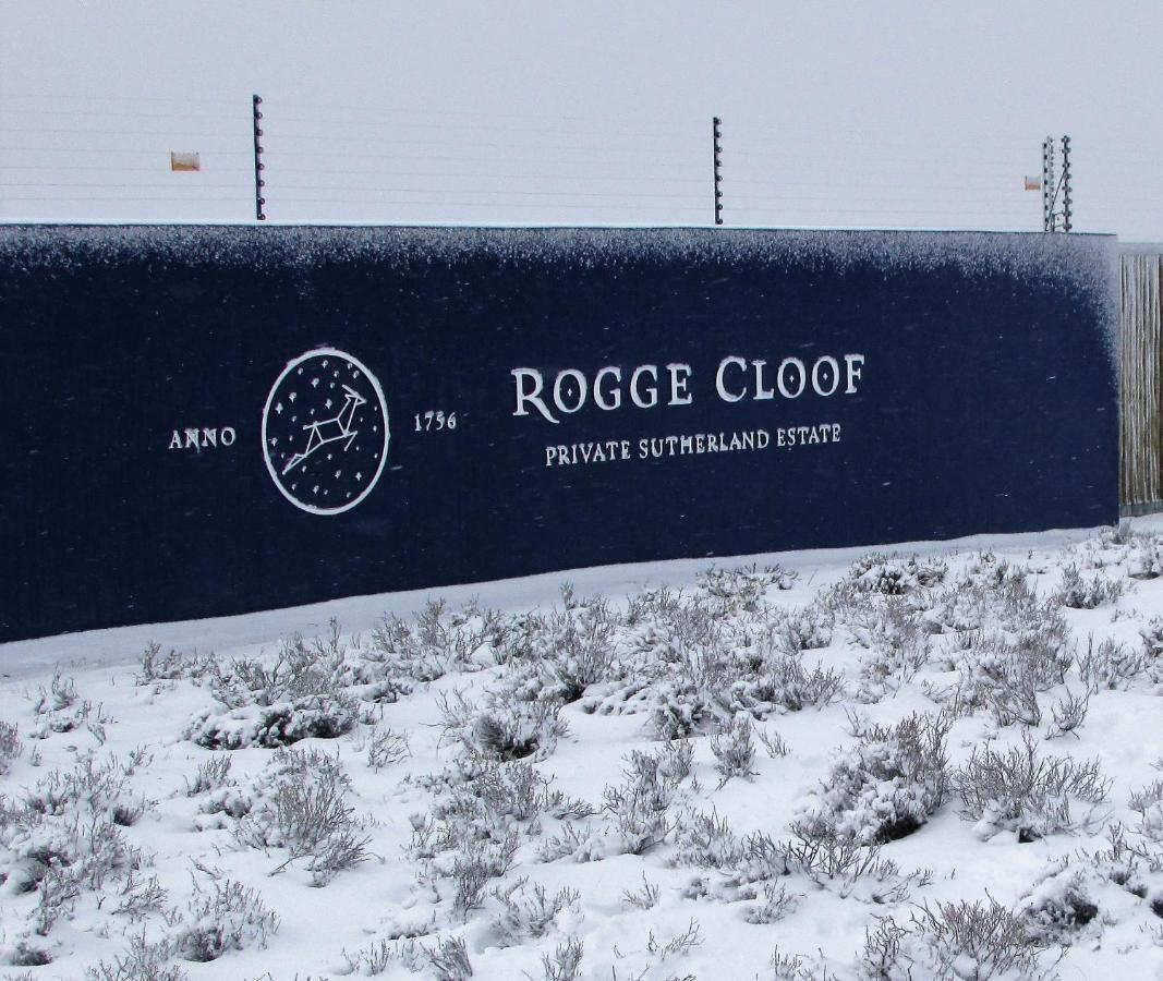 Rogge Cloof Guest House ซูเธอร์แลนด์ ภายนอก รูปภาพ